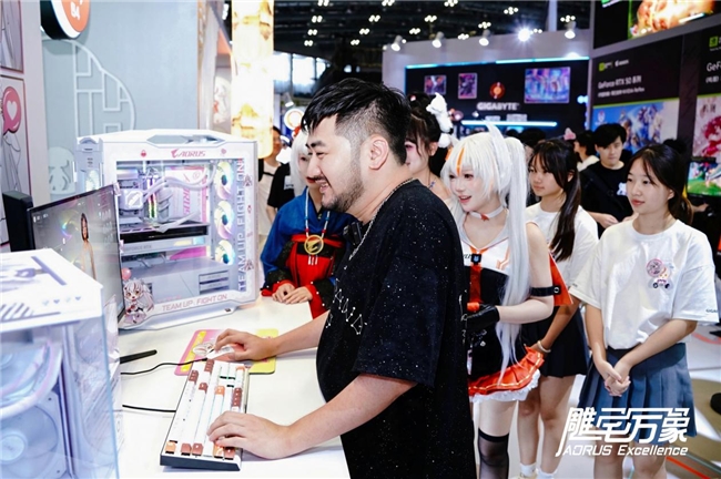 BW2025技嘉AORUS战力全开次元突破！硬核电竞引爆文化狂潮(图7)