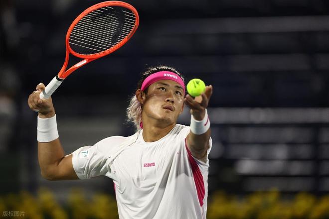 抢七逆转！从伤病低谷到决胜盘连救两赛点：张之臻的竞技涅槃之路(图2)