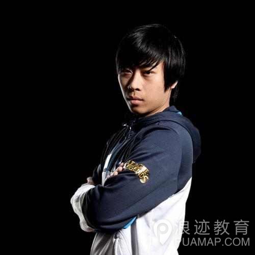 没有丑男人只有懒男人：电竞三丑卢本伟的蜕变！