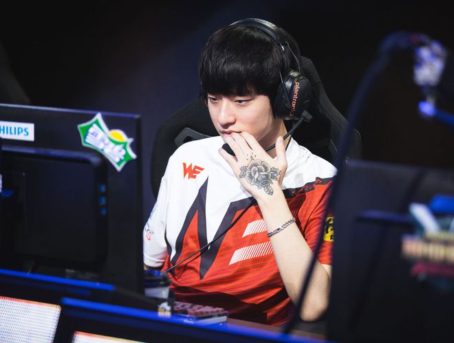 鹿晗成最帅电竞选手？电竞史上那些美男子长相不比明星差(图5)