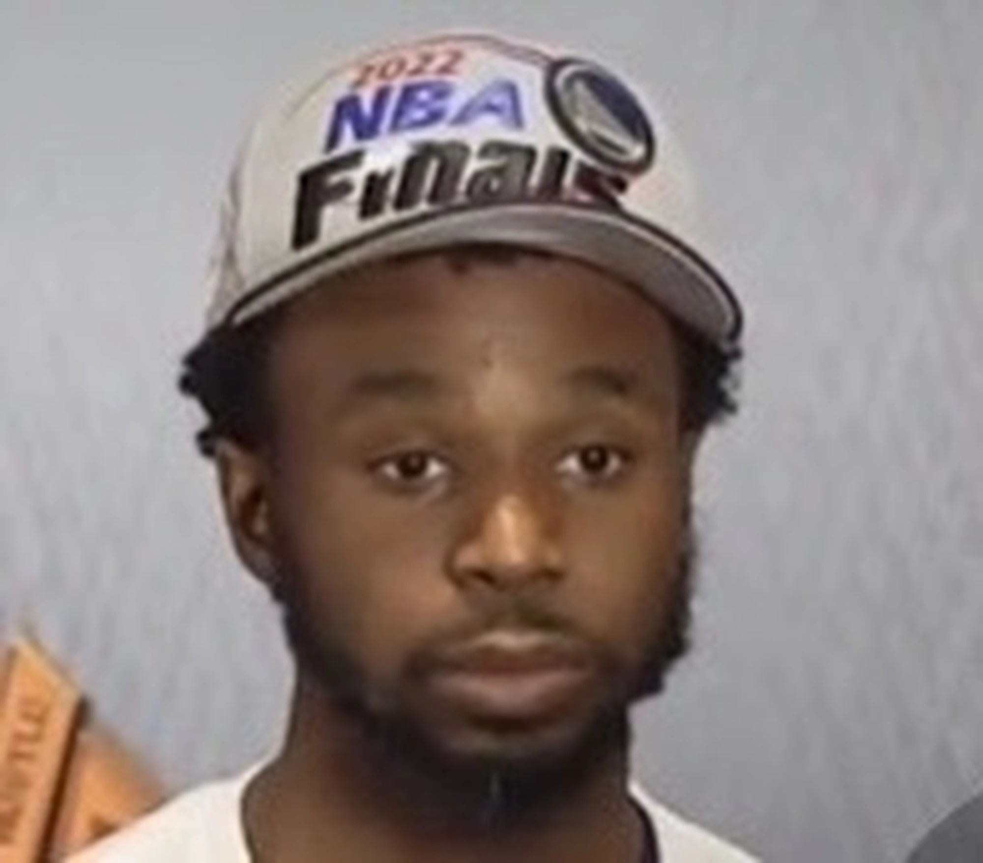 长年无休过度疲劳也会造成免疫力低下给细菌和病毒可乘之机看看之前宏远二条脚根之痛靓仔真的要歇一歇（静养二三个月就好）那怕康复后也要轻虐自个……要有好竞技必须先有好身躯……