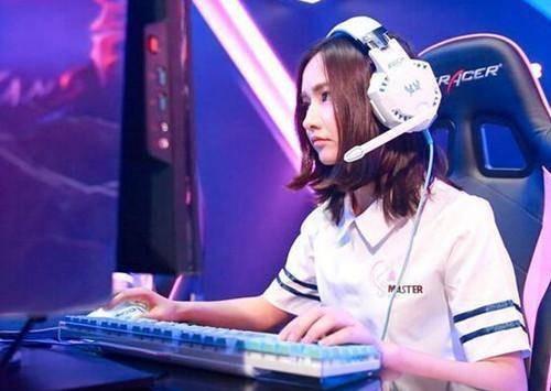 Peanut职业生涯谢幕：银发少年燃尽十一年电竞史册刻下老兵背影