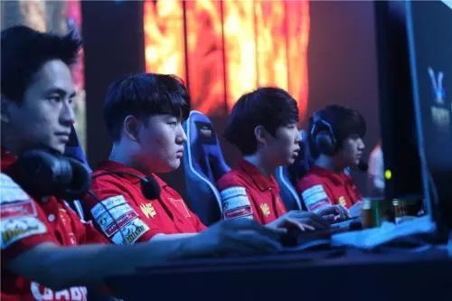 KPL决赛即将开战！Fly、花海等明星选手齐聚鸟巢