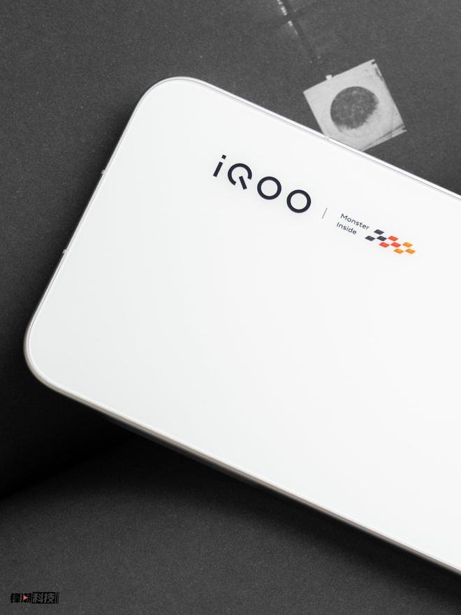 iQOO 15：满足职业选手的优质电竞手机(图4)
