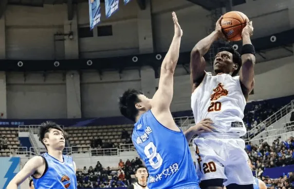 流言板]贵州猛龙发布赛事预告：明晚19点客场对阵张家口体文旅