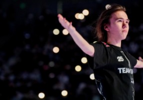 【2025TOP20】第10名：Spinx；s1mple终于找齐队友获足够积分征战克拉科夫