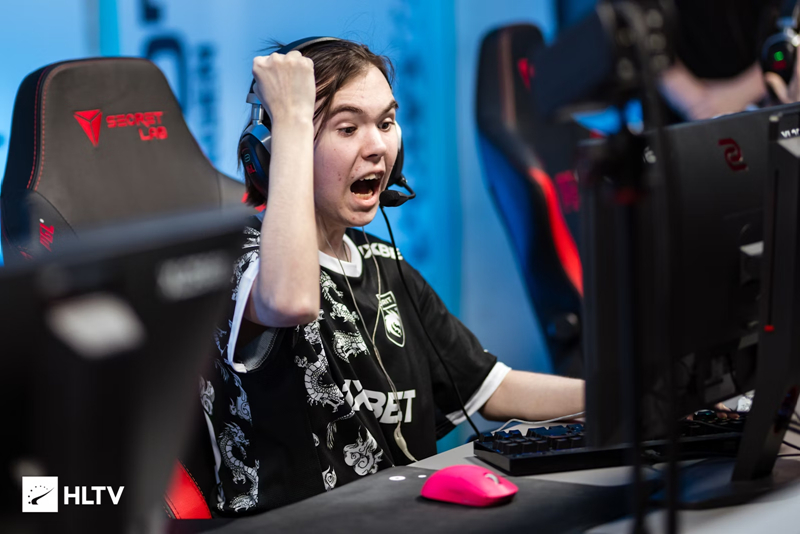 59岁中国阿姨颗秒Donk爆火！老外都看傻眼了