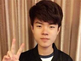 英气逼人 电竞圈颜值最高的十大型男(图9)