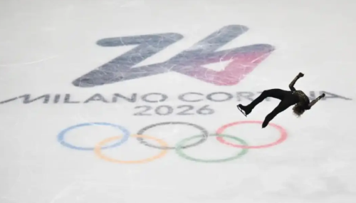 冬奥花滑大惨案！种子选手摔成一片只有日本人笑了：羽生结弦的含金量还在上升！(图10)