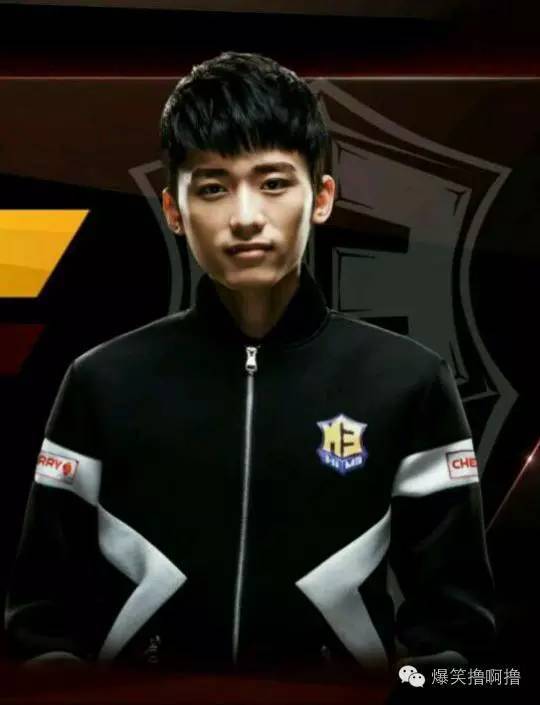 蓝战非：从底层电竞少年到千万网红跌落与重生他活成最真实…(图1)